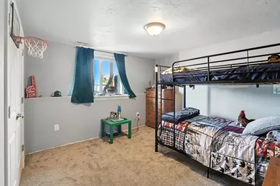 609 N 130 E, Smithfield, UT 84335 - Photo 20