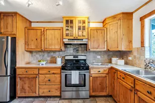 4958 Ponderosa Ct, Summit Park, UT 84098 - Photo 10
