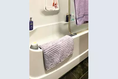 1060 E Freedom Way, Big Water, UT 84741 - Photo 10