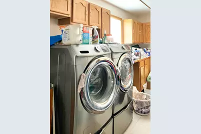 1060 E Freedom Way, Big Water, UT 84741 - Photo 12