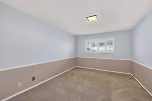 2199 E Carriage Ln, Holladay, UT 84117 - Photo 10