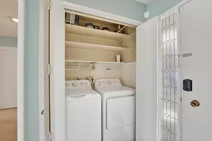 2199 E Carriage Ln, Holladay, UT 84117 - Photo 14