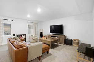 311 E Unchartered Ln S, Draper, UT 84020 - Photo 40