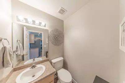 1877 S 725 E, Clearfield, UT 84015 - Photo 8