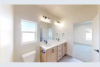 604 N State St, Fountain Green, UT 84632 - Photo 8