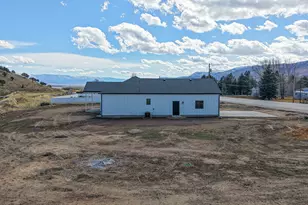 604 N State St, Fountain Green, UT 84632 - Photo 26