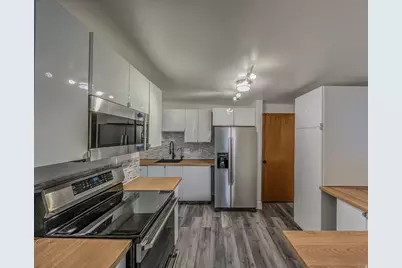 274 Upland Dr, Tooele, UT 84074 - Photo 2