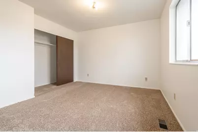 3836 W Pinehurst Cir, West Valley, UT 84120 - Photo 16