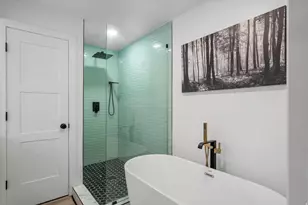 1563 E Tameron Dr, Sandy, UT 84092 - Photo 20