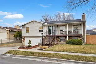 1563 E Tameron Dr, Sandy, UT 84092 - Photo 2