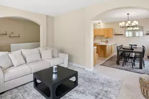 623 E Clearwater Dr, Layton, UT 84041 - Photo 14