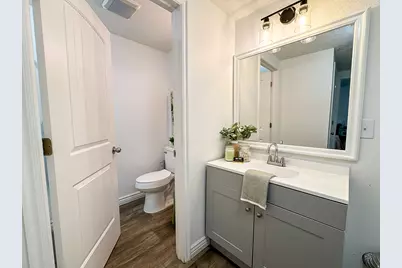 290 S 300 E, Orem, UT 84058 - Photo 38