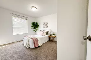 290 S 300 E, Orem, UT 84058 - Photo 60