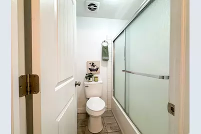 290 S 300 E, Orem, UT 84058 - Photo 54