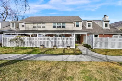 66 Brookside Ln, Centerville, UT 84014 - Photo 2