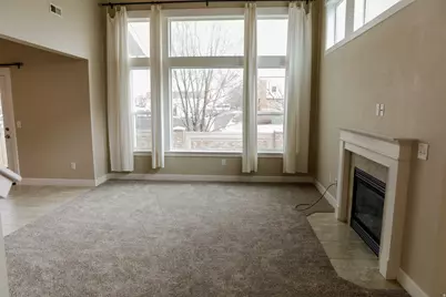 1924 W Trail Heights Dr, Riverton, UT 84065 - Photo 2