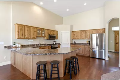 10329 N Bristlecone Way, Cedar Hills, UT 84062 - Photo 20