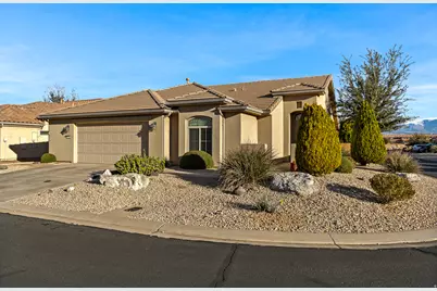 1356 W Country Club Dr S, Saint George, UT 84790 - Photo 1