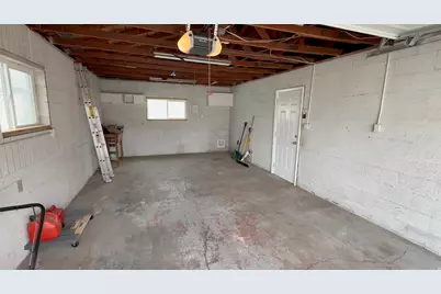 289 S 320 W, Tooele, UT 84074 - Photo 10