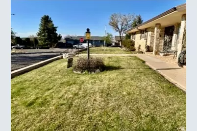 252 E Altamira Dr S, Cedar City, UT 84720 - Photo 2