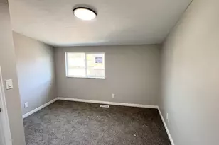 160 E 400 N, Lehi, UT 84043 - Photo 30