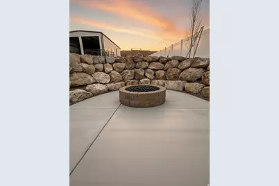 9888 N Elkhorn Rd, Eagle Mountain, UT 84005 - Photo 22