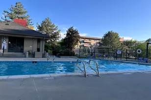 550 S 400 E, Salt Lake City, UT 84111 - Photo 36