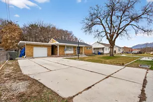 1243 Grant Ave, Ogden, UT 84404 - Photo 2
