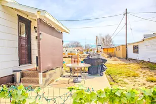 351 S 400 E, Price, UT 84501 - Photo 32