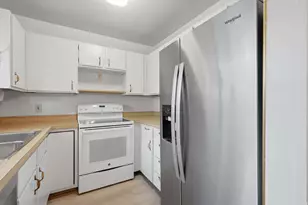 5647 S Park Placewest, Holladay, UT 84121 - Photo 12