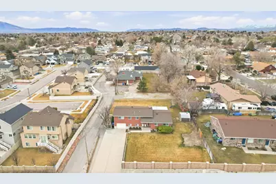 2817 W 5400 S, Taylorsville, UT 84129 - Photo 28