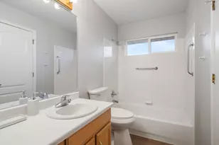 768 E 980 N, Tooele, UT 84074 - Photo 10