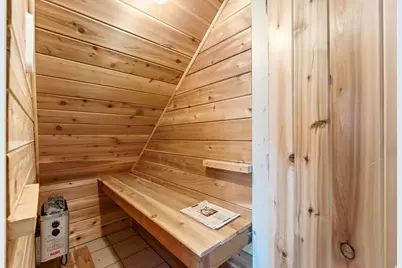 8967 S Cobblecrest Ln, Sandy, UT 84093 - Photo 58