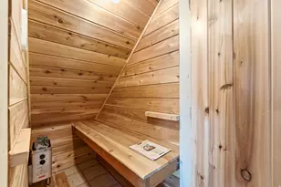 8967 S Cobblecrest Ln, Sandy, UT 84093 - Photo 58