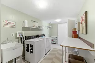 8967 S Cobblecrest Ln, Sandy, UT 84093 - Photo 62