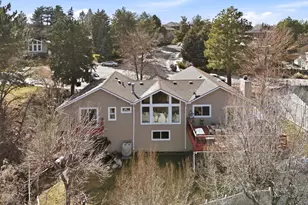 8967 S Cobblecrest Ln, Sandy, UT 84093 - Photo 12