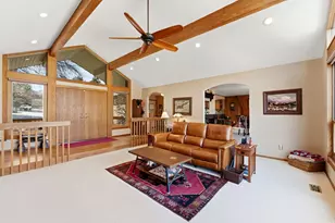 8967 S Cobblecrest Ln, Sandy, UT 84093 - Photo 20