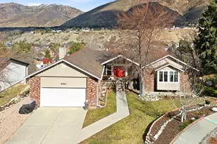 8967 S Cobblecrest Ln, Sandy, UT 84093 - Photo 4