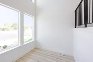 4020 W Festivus Ln, Taylorsville, UT 84129 - Photo 4