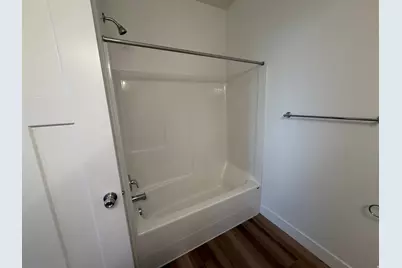 1773 W Eaglewood Dr #302, Saratoga Springs, UT 84045 - Photo 8