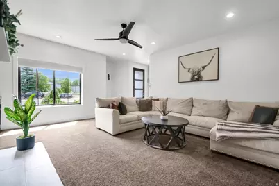 266 S 300 W, Mount Pleasant, UT 84647 - Photo 18