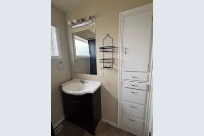 668 W 890 N, Provo, UT 84604 - Photo 12