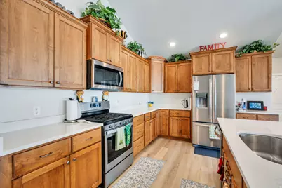 501 E Lone Star Ln. #A, Saratoga Springs, UT 84045 - Photo 6