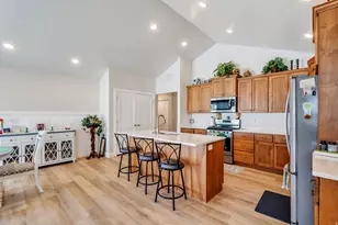 501 E Lone Star Ln, Saratoga Springs, UT 84045 - Photo 8