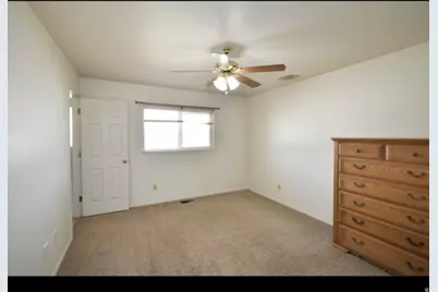 820 W 2350 N, Layton, UT 84041 - Photo 10