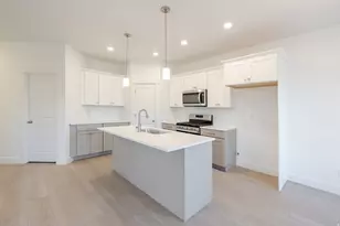 1753 W Jadeite Ln, West Valley, UT 84119 - Photo 10