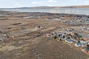 495 W Buttercup Ln N, Garden City, UT 84028 - Photo 8