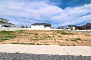 3118 W 1600 N, Clinton, UT 84015 - Photo 42