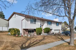 4502 S Woodgrove Dr, West Valley, UT 84120 - Photo 2