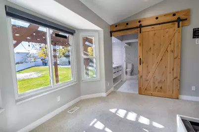 6389 S Mill Valley Ct, Salt Lake City, UT 84118 - Photo 8